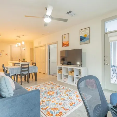 Trendy Riverwalk Retreat King Bed Free Parking Pool Gym